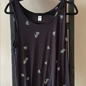 Women’s old navy black top